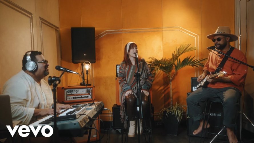 Alabando, el quinto trabajo discográfico de Mariannah y Diego