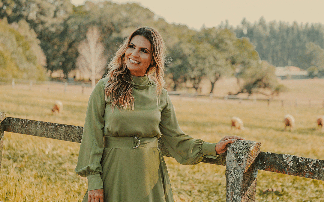 Rey de Gloria, en las voces de Aline Barros y Danny Gokey