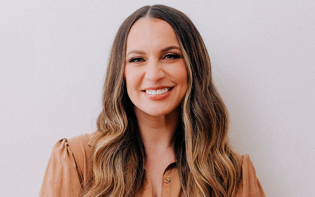 Christine D’Clario presenta su libro Sanando en el desierto